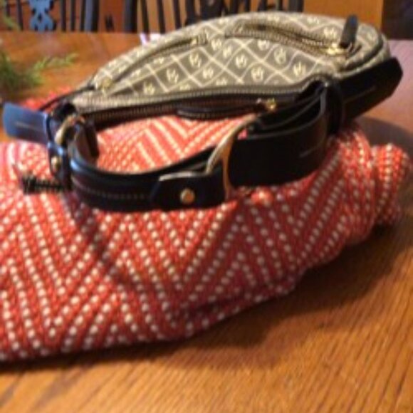 Dooney & Bourke hobo bag Gray and black Leather Handles - Picture 3 of 7